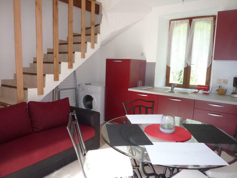 La Petite Maison D'Arnal Sainte-Énimie Eksteriør billede