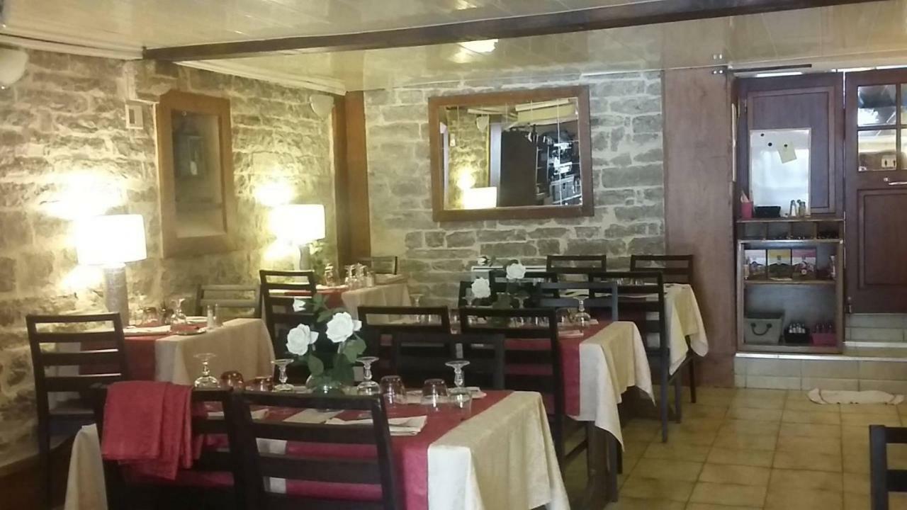 La Petite Maison D'Arnal Sainte-Énimie Eksteriør billede
